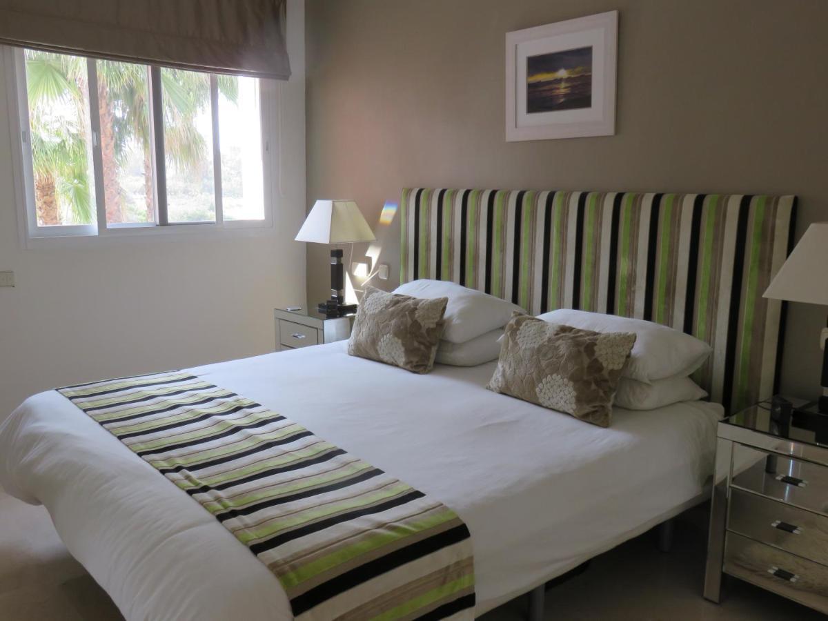 Beachside Estepona Kültér fotó
